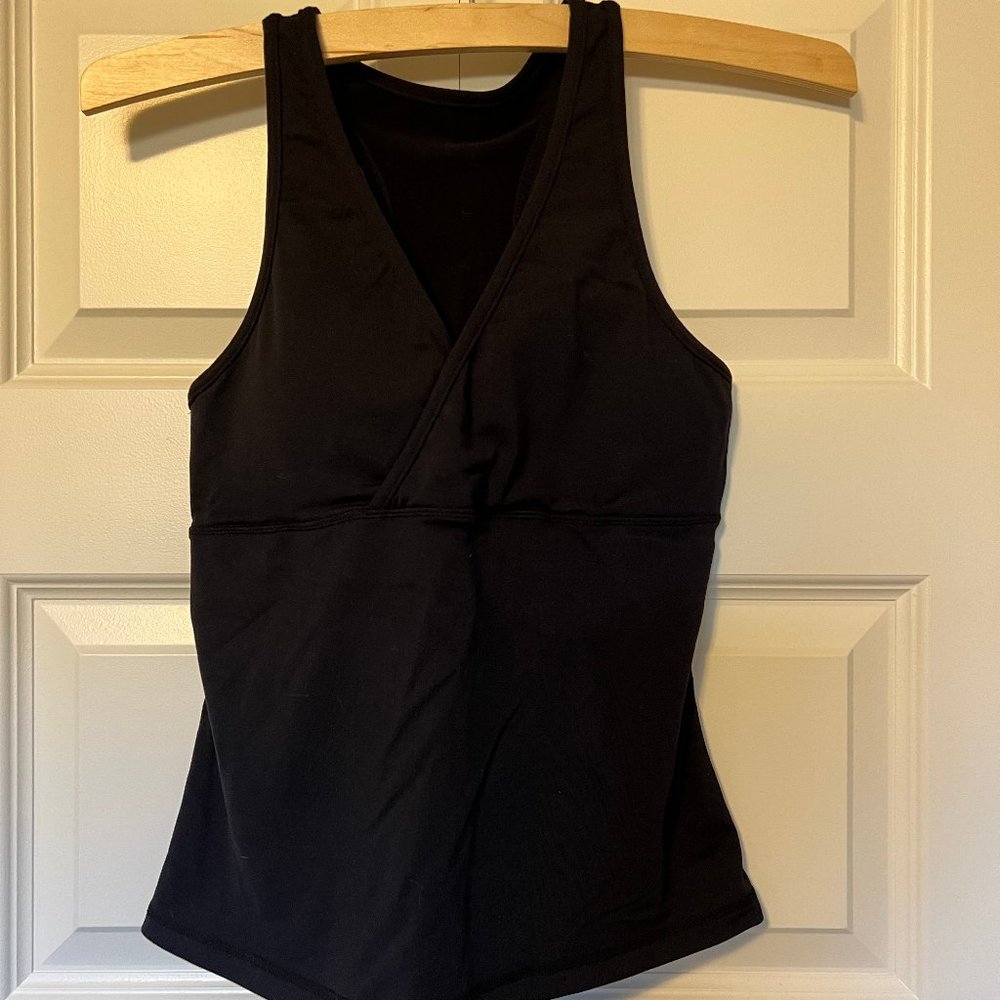 Black Athleisure Top with built-in bra, racer back, comfy size L